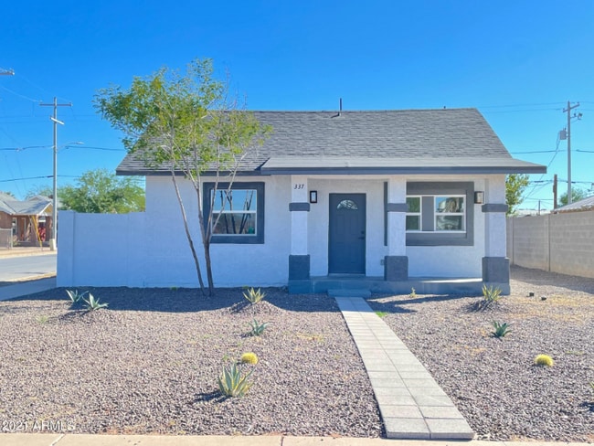 Building Photo - 337 N 13th St