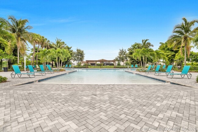 Photo - 1304 Whitcombe Dr
