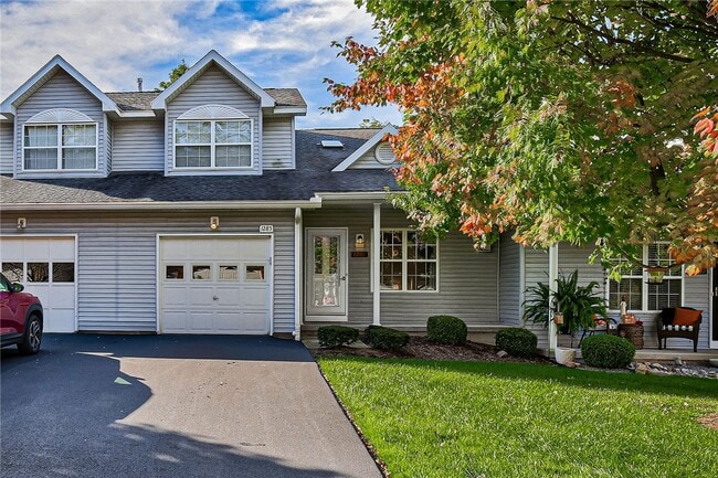 Photo - 1285 Courtney Dr