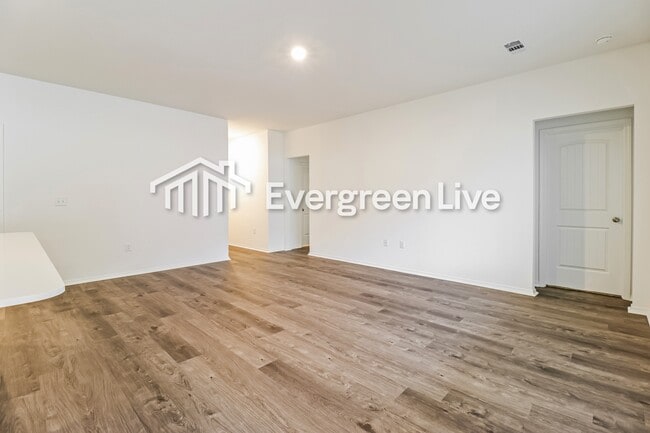 Photo - 108 Terrence Dr