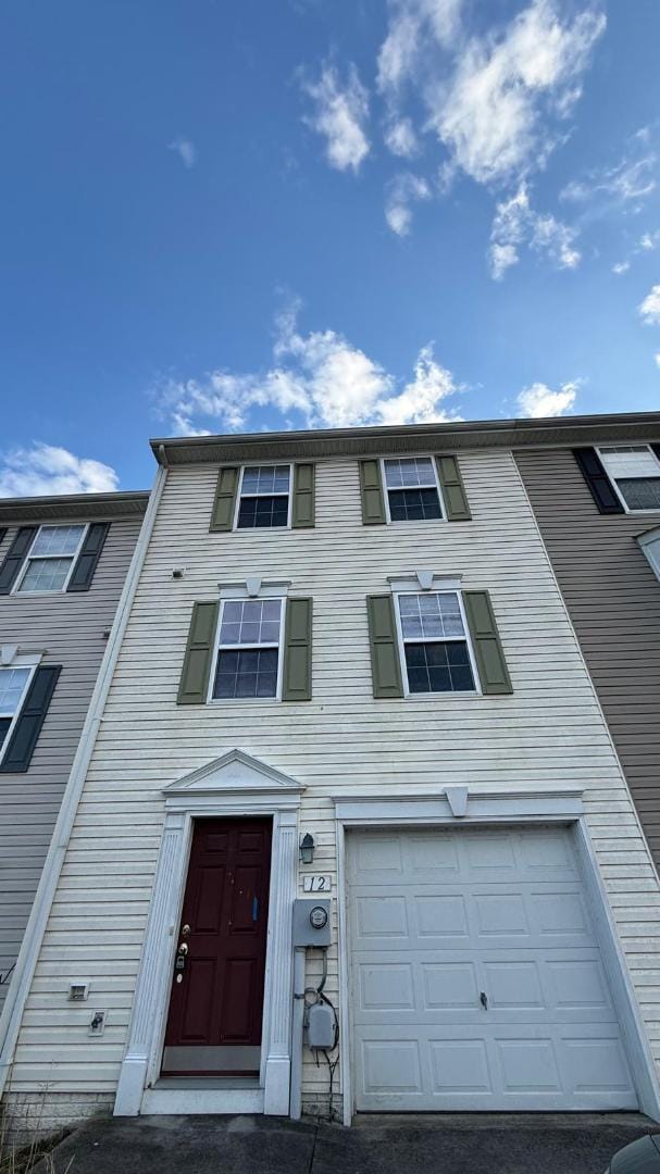 Building Photo - 12 Council Ct