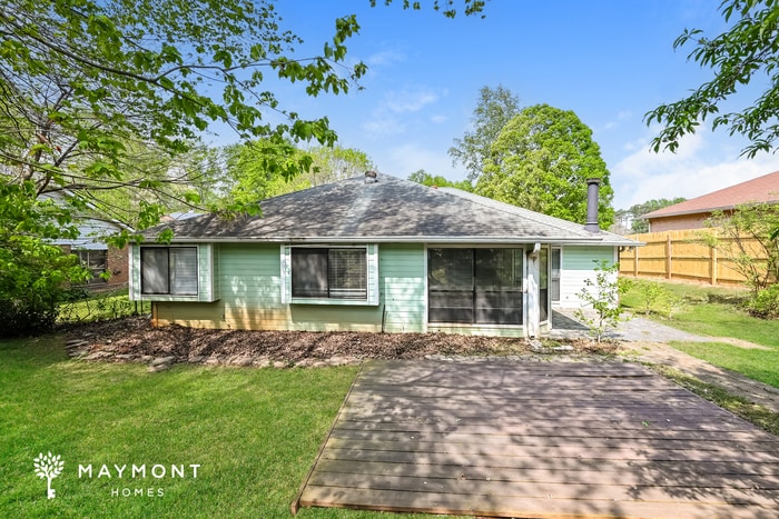 Photo - 960 Summit Lake Trail