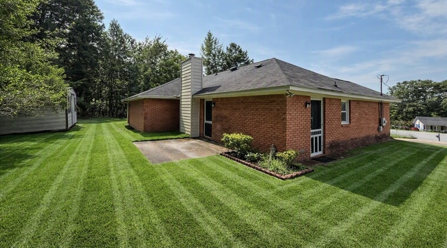 Photo - 239 Lee Road 851