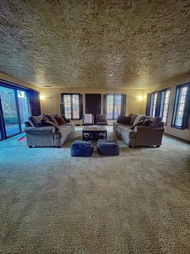 Photo - 10 Rye Ct