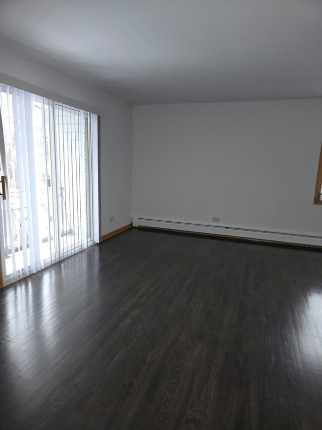 Photo - 6146 N Melvina Ave