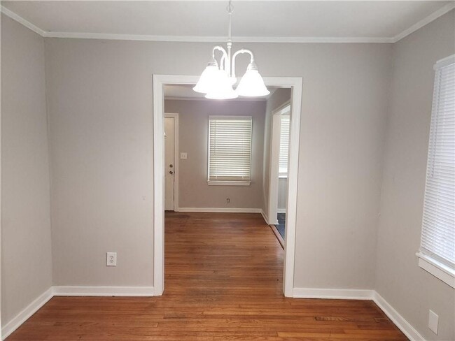 Photo - 2457 Richard Ave