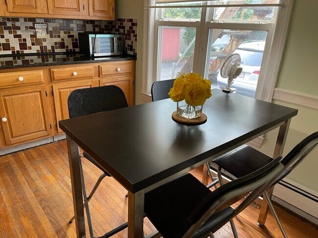 Building Photo - 64 Coolidge St Unit #1