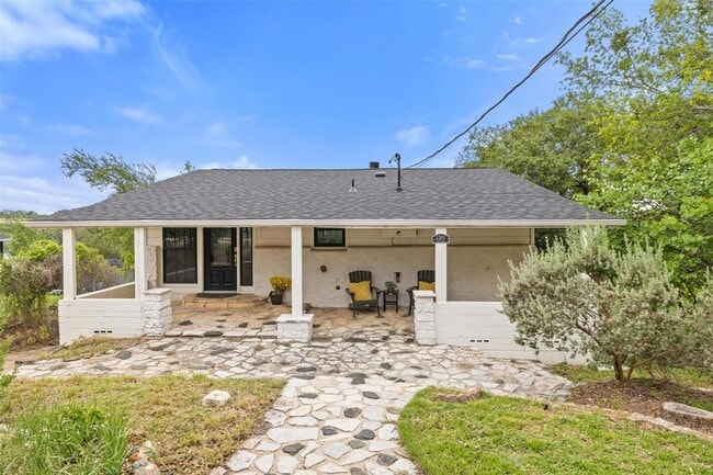 Photo - 1201 Lakeshore Dr