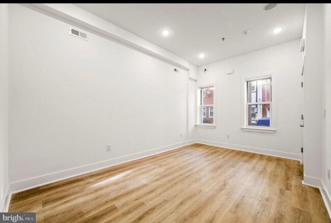 Photo - 2104 N 8th St Unit 1st floor