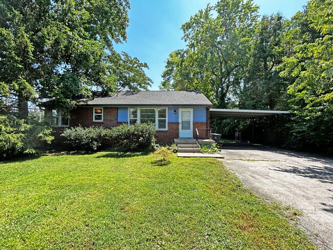 Building Photo - 2659 Woodberry Dr