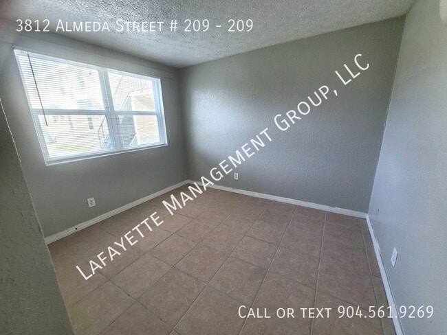 Photo - 3812 Almeda St Unit 209