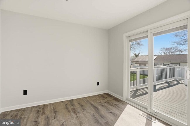 Photo - 7897 Pavilion Dr