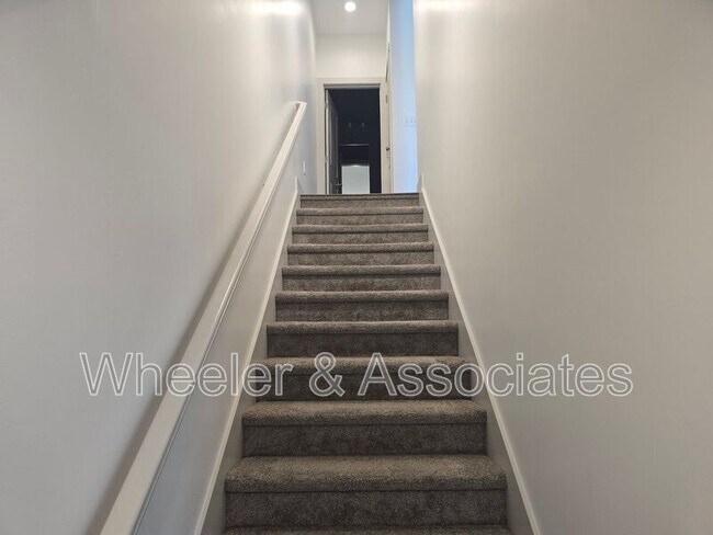 442 E Depot St
