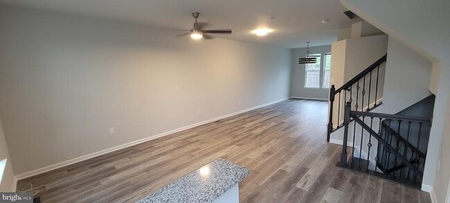Photo - 2246 Wetherburne Way