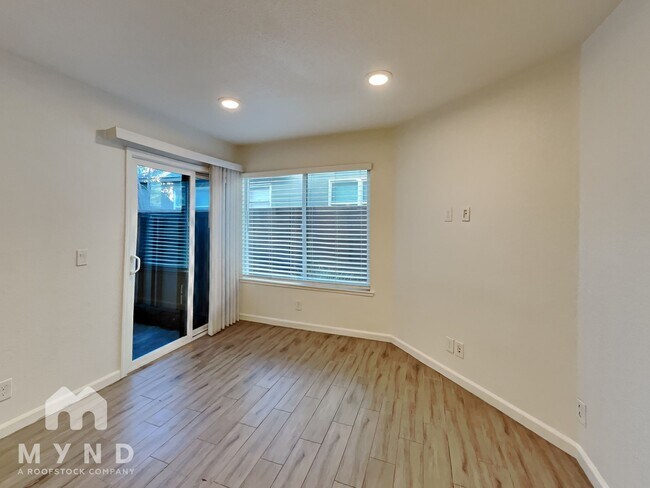 Photo - 2522 T St Unit 3