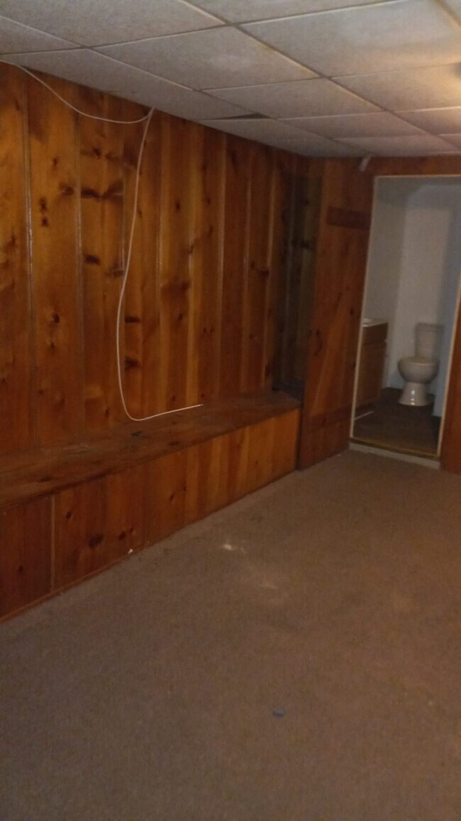 Photo - 3237 Kenyon Avenue