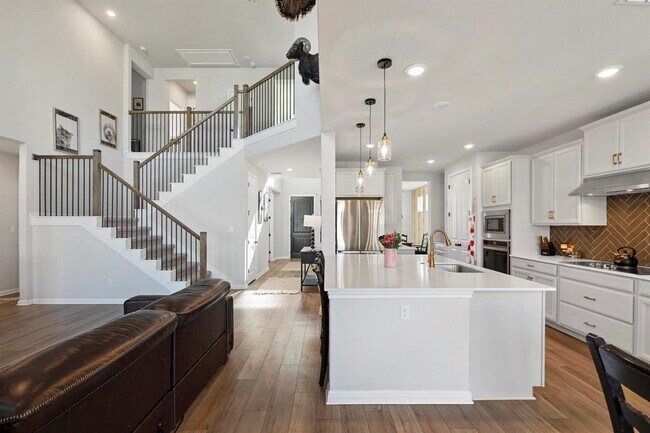 Photo - 311 Bear Oak St