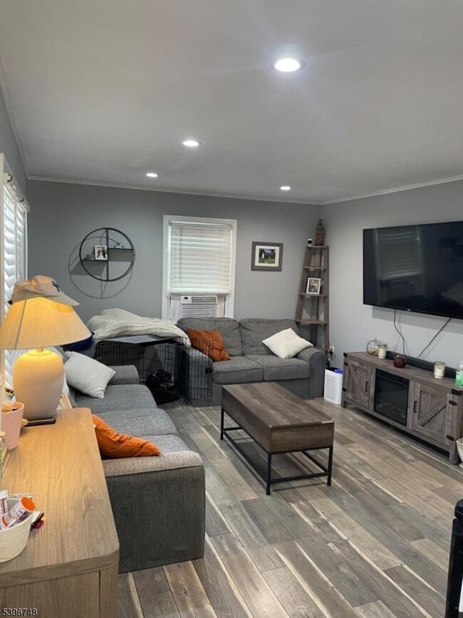 Photo - 16 Brookside Ave