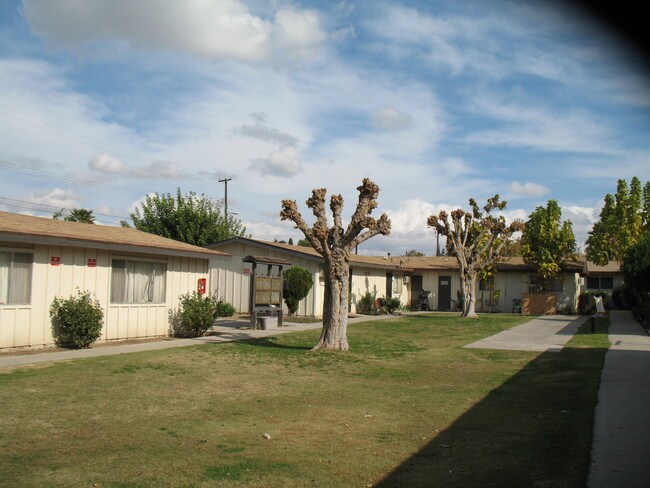 Primary Photo - 132 L Street