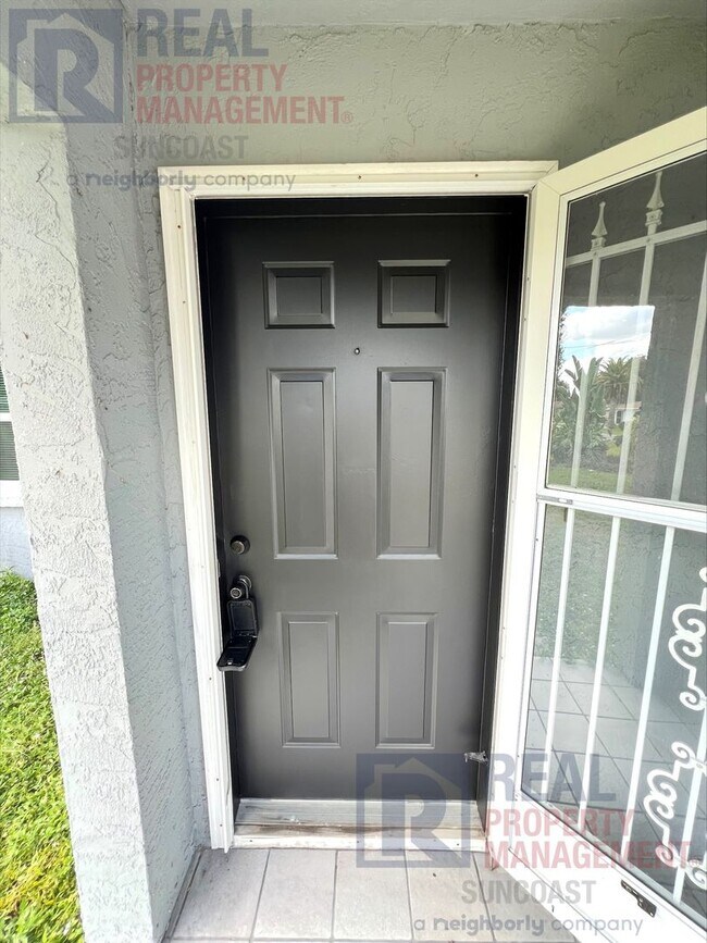 Photo - 2950 Pafko Dr