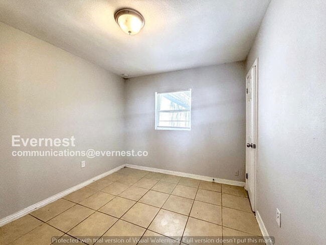 Photo - 2005 Adams Ave