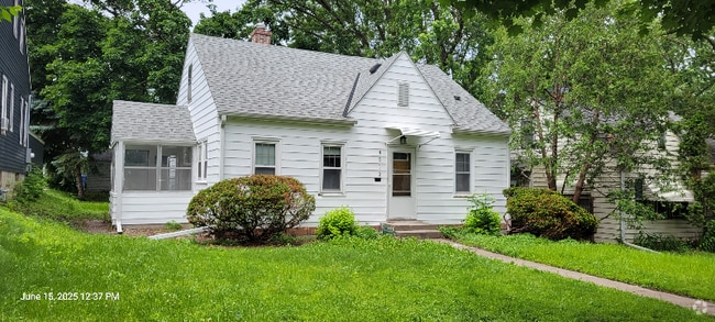 Building Photo - 4212 13th Ave S Rental