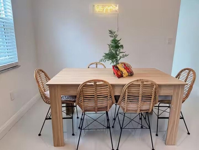 Photo - 1720 NE 146th St