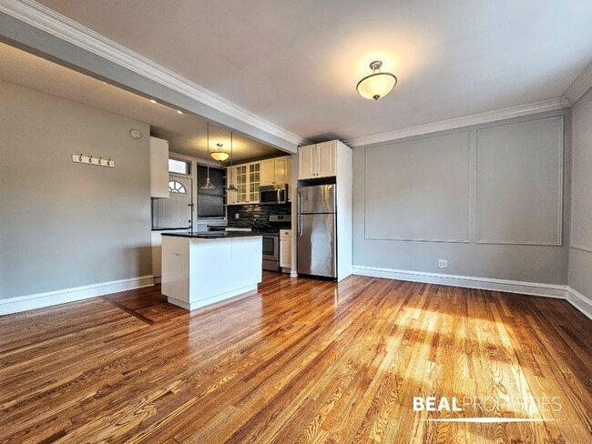 Photo - 548 W Surf St Unit 2