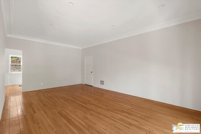 Photo - 1115 S Ogden Dr Unit 1/2