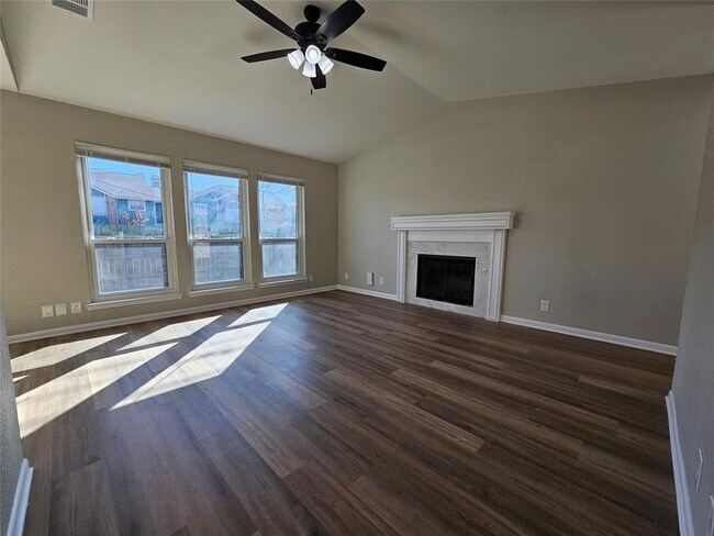 Photo - 1416 Hyridge Cir