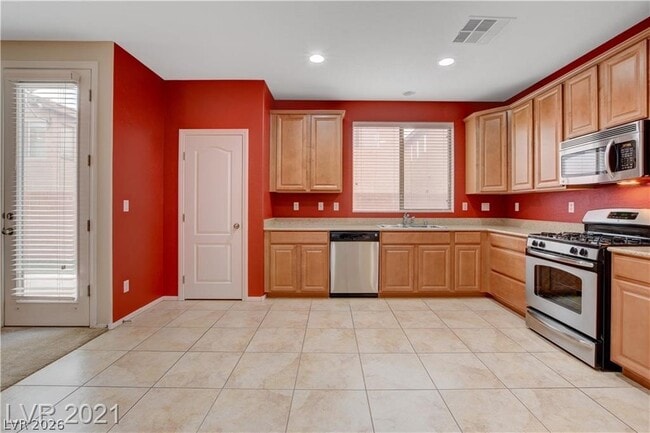 Photo - 10429 Scotch Elm Ave