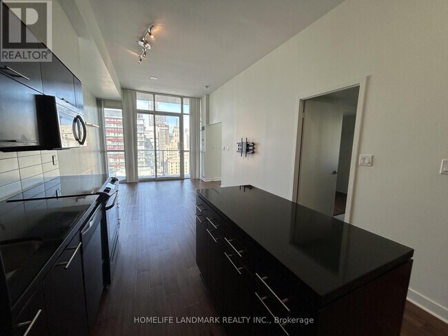 Photo - 126 Simcoe St Unité 2206