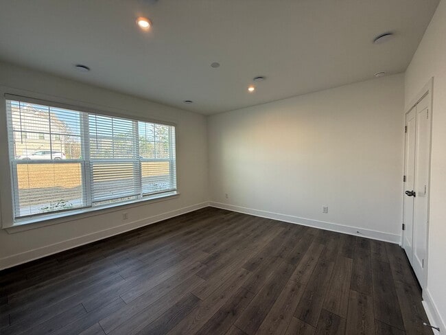 Photo - 3BR/3.5BA 3-Story Townhome w/ Quartz + W/D in Decatur