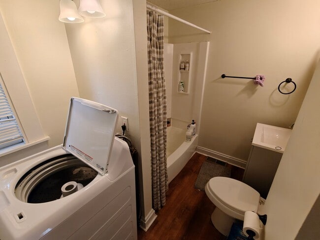Photo - 12 Morris St Unit Apt 1