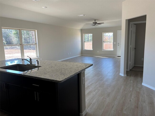 Photo - 168 Ashe Juniper Wy