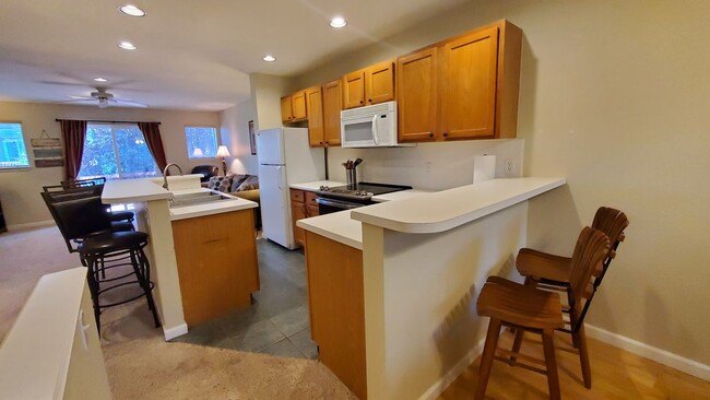 Photo - 30 Spyglass Ln