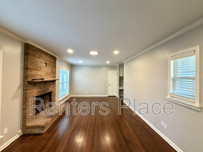 Photo - 1528 1/2 S Saint Louis Ave.
