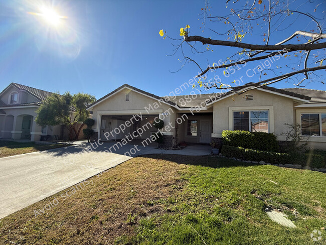 Building Photo - Pet-Friendly Four-Bedroom Spacious Home!