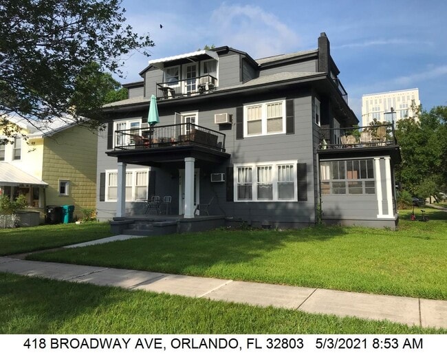 Building Photo - Broadway Unit 4