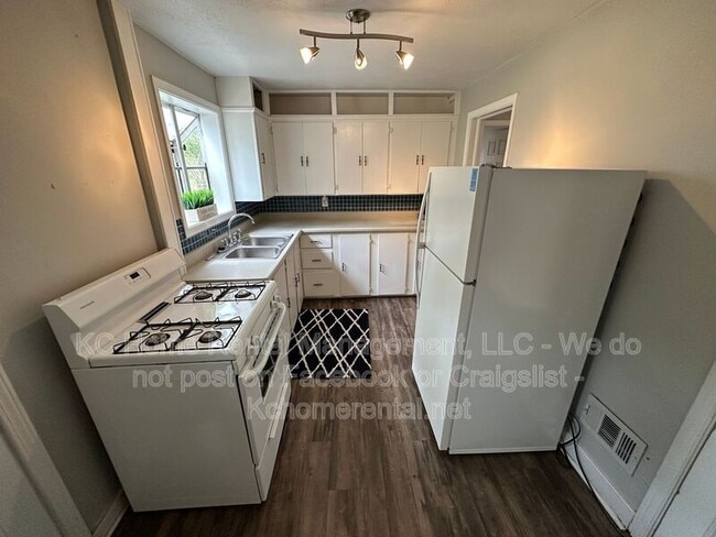 Photo - 127 W 85th St