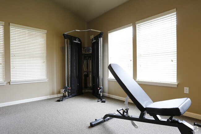 24/7 Fitness Center