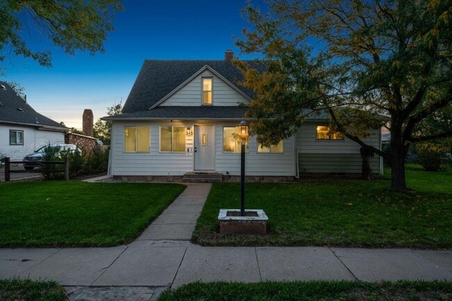 Photo - 315 Graefe Ave