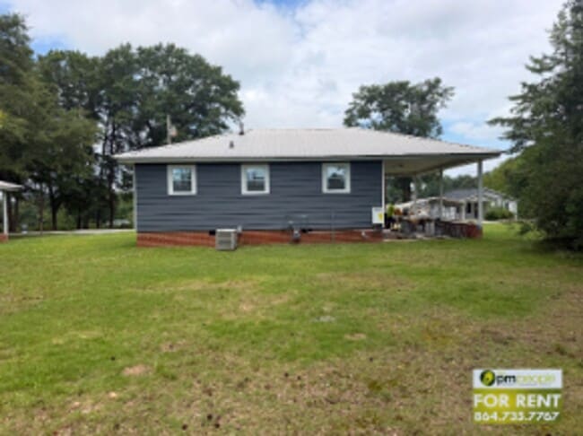 Building Photo - Freshly Remodeled Easley 2/1 with Carport!