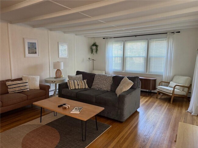 41 Dudley Ave