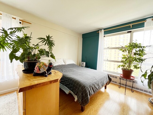 Photo - 80 La Salle St Unit APT 11B