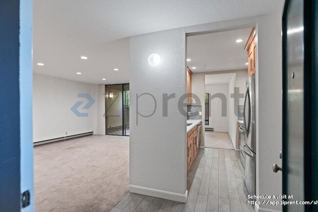 Photo - 2000 Rock St