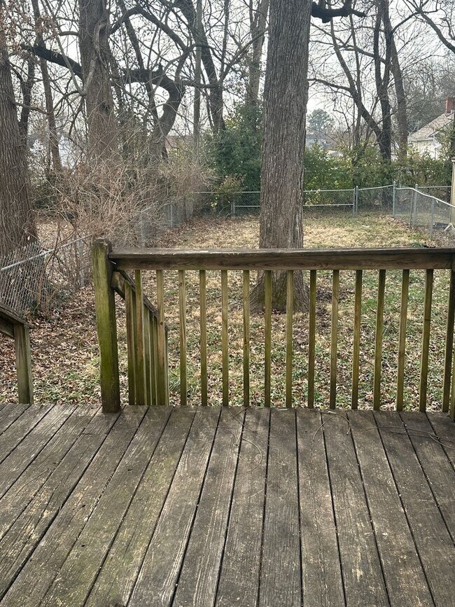 Photo - 5 Bed / 1.5 Bath