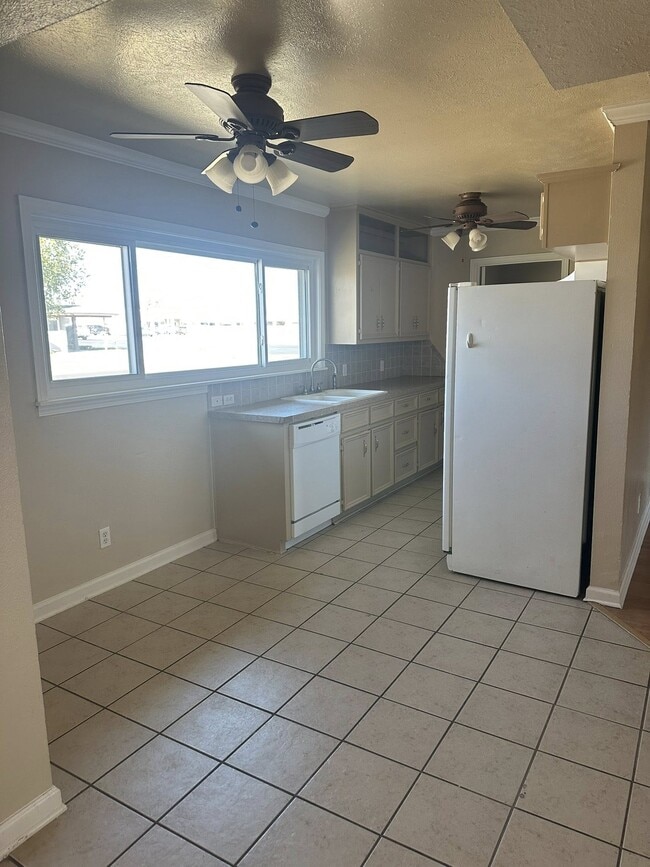 Photo - 2608 Cumberland Rd