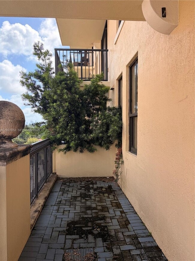 Photo - 55 Merrick Wy Unit 534