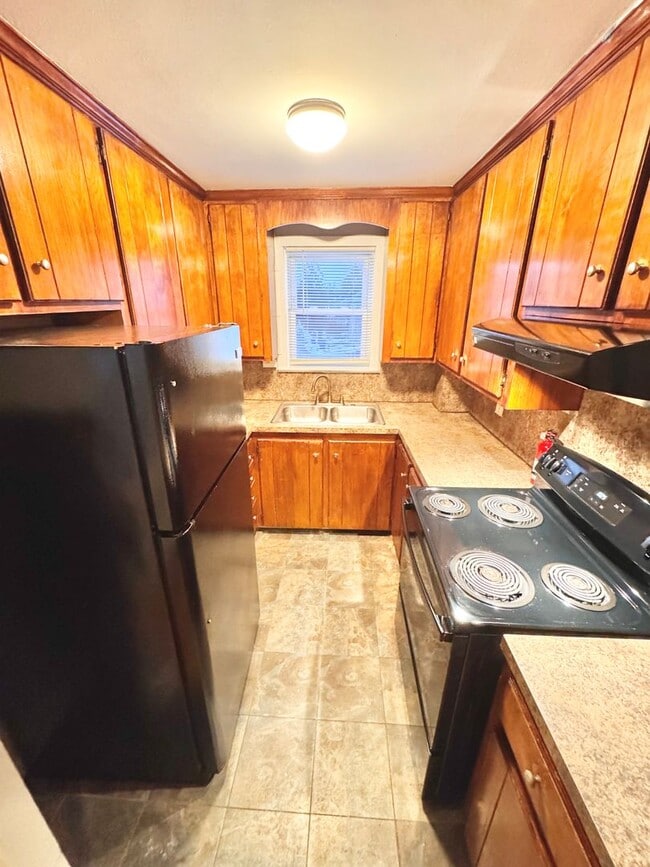 Photo - 7-9 Spring Street Unidad 7 Spring 1